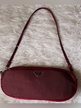 Prada vintage oval red wine  fabric💎 nylon shoulder hand bag